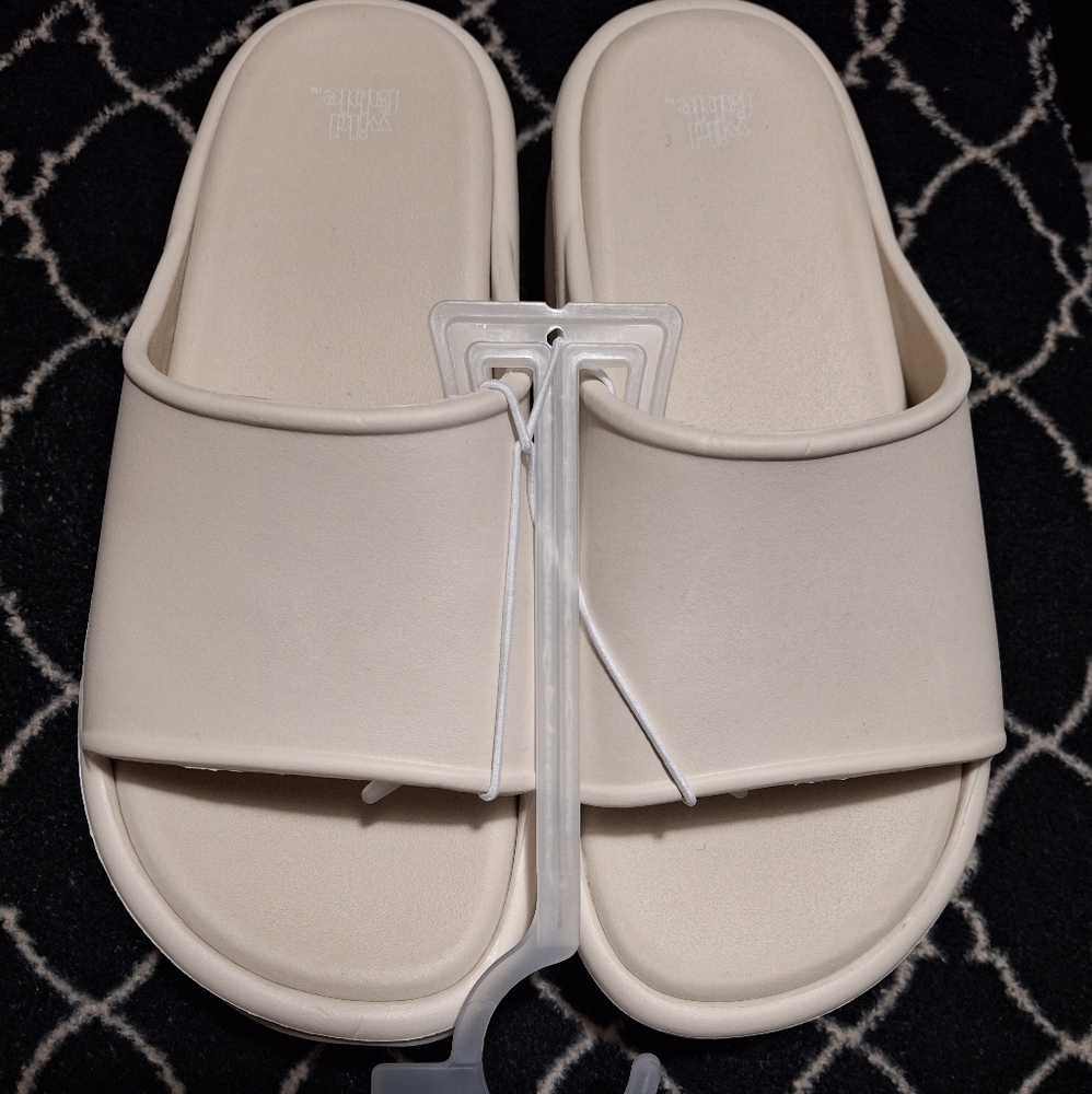 Wild Fable Slip On Sandals
